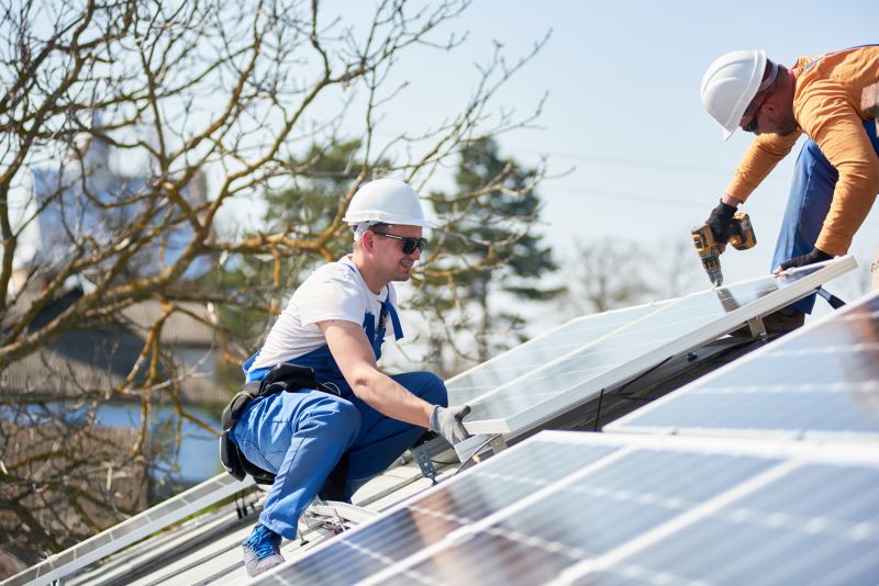 Solar Panel Maintenance & Repairs